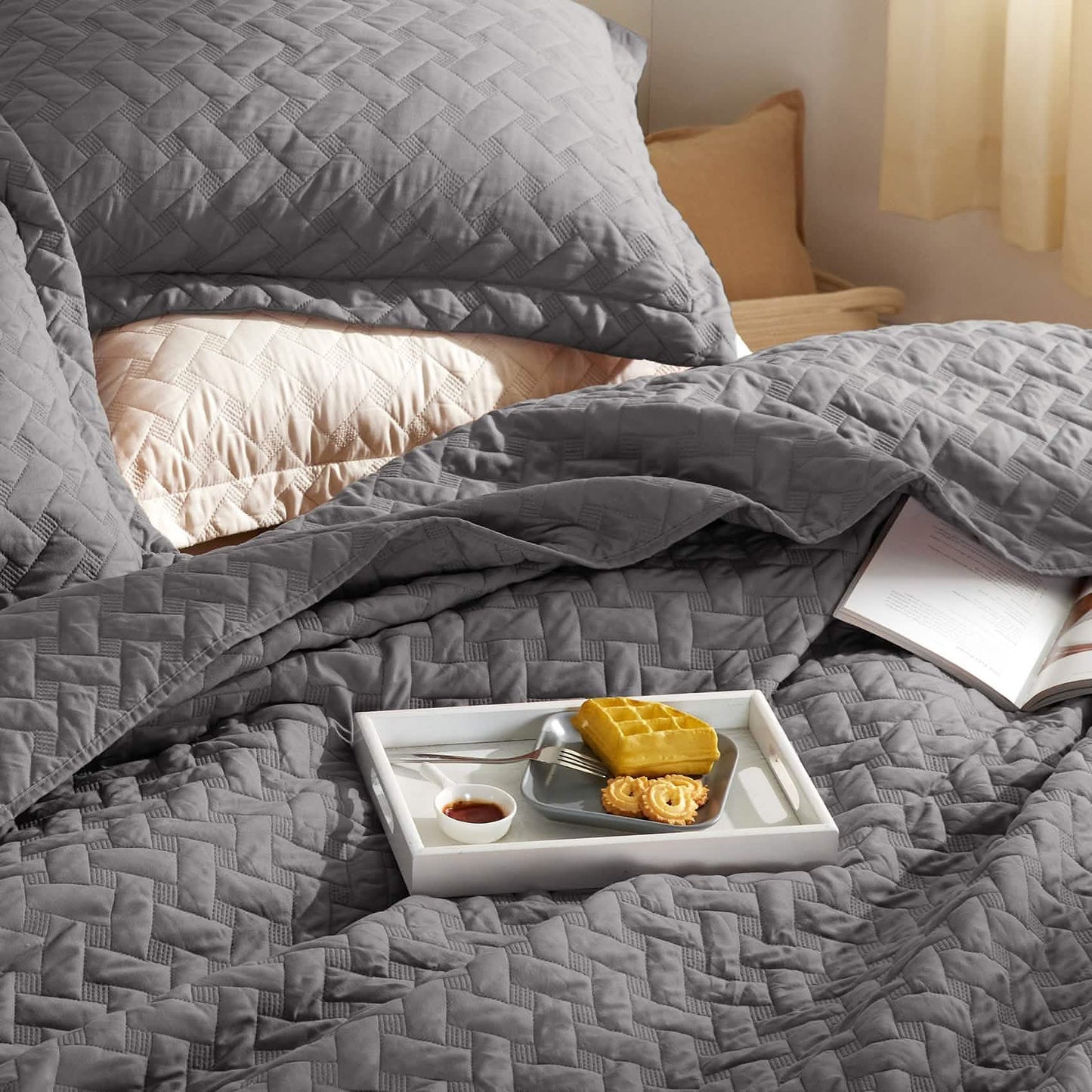 Basket-weave Quilt Set