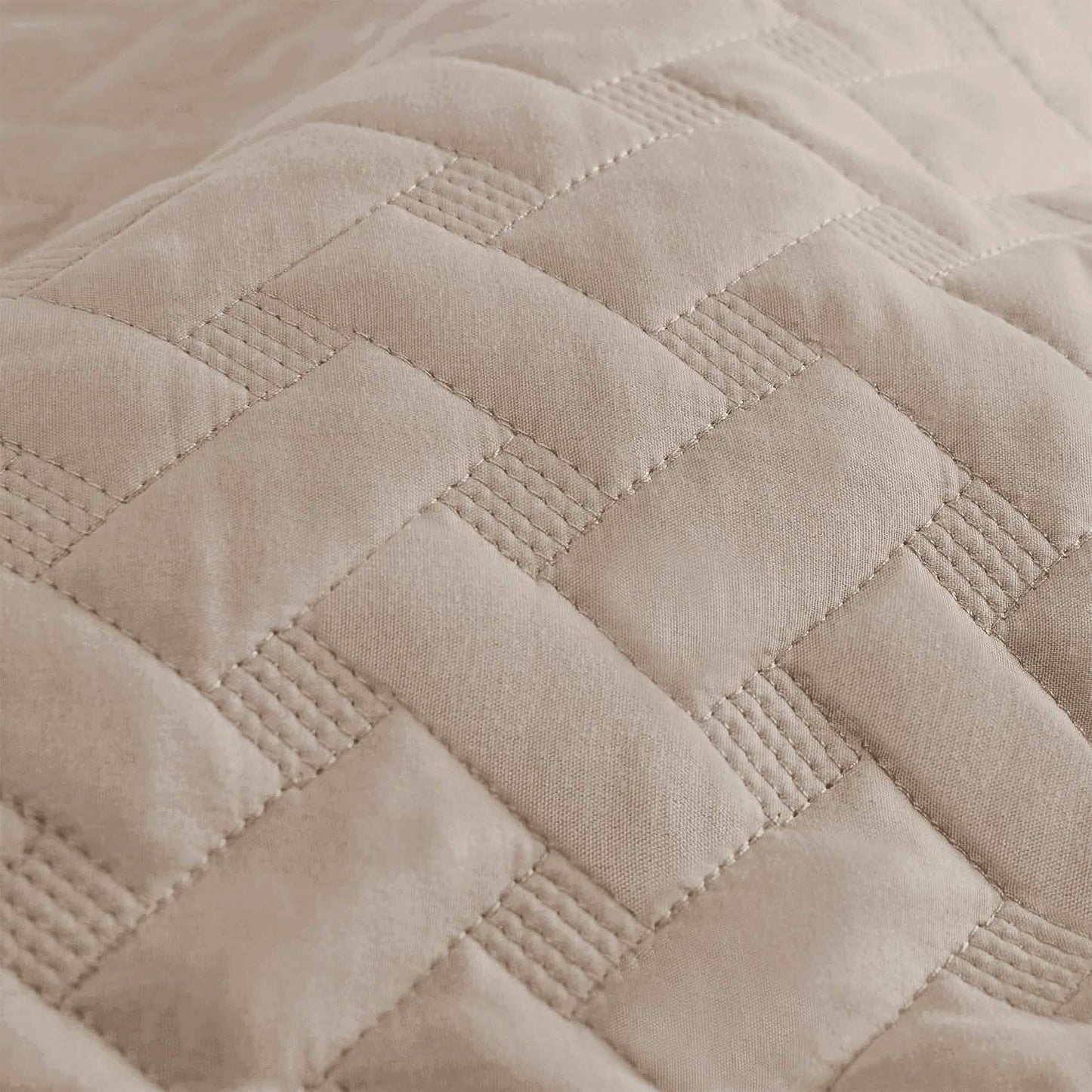 Basket-weave Quilt Set