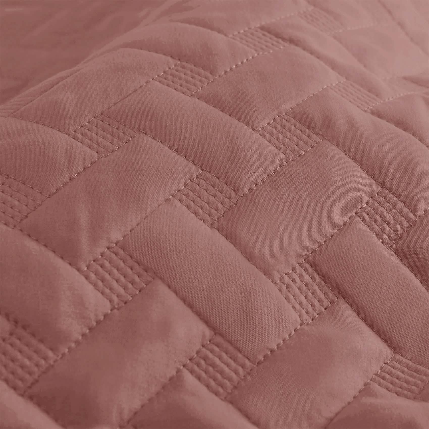 Basket-weave Quilt Set