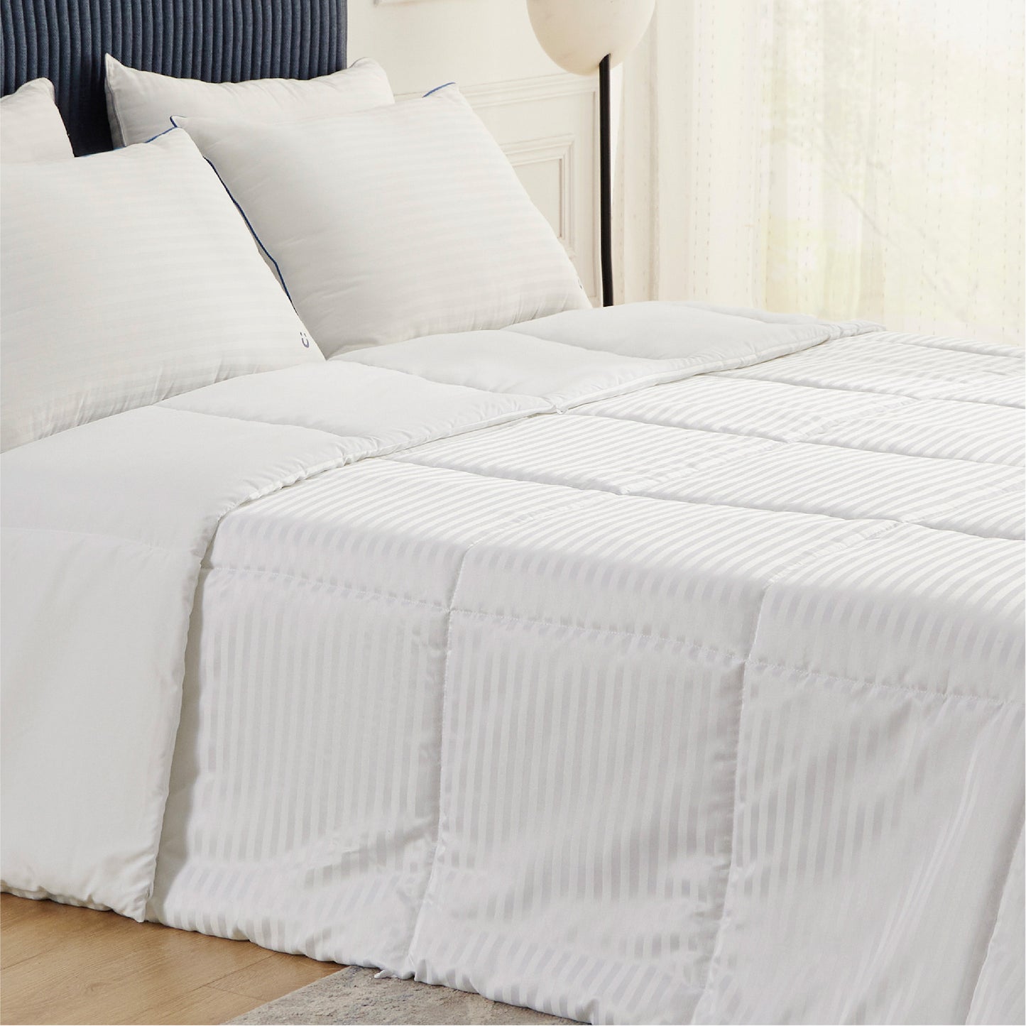 Weightless Comfy Striped Quilt