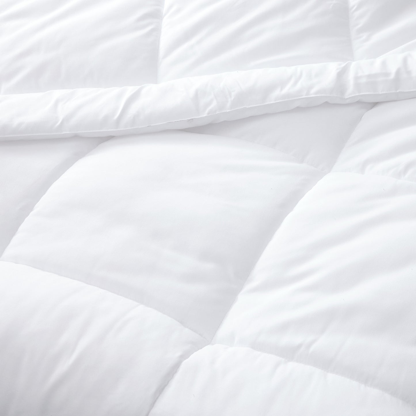 GentleSoft™ Down Alternative Comforter