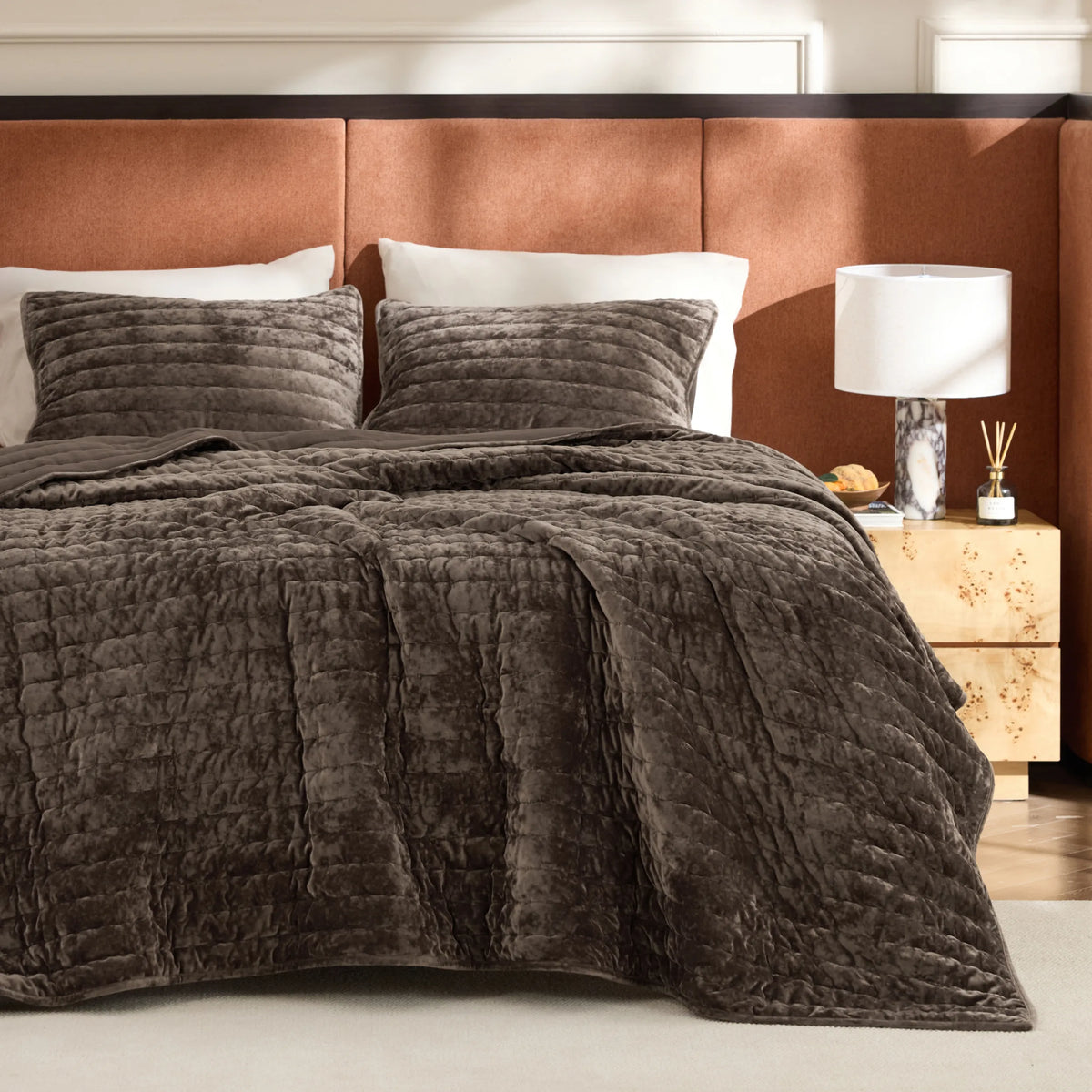 Luxury Velvet Quilt Set