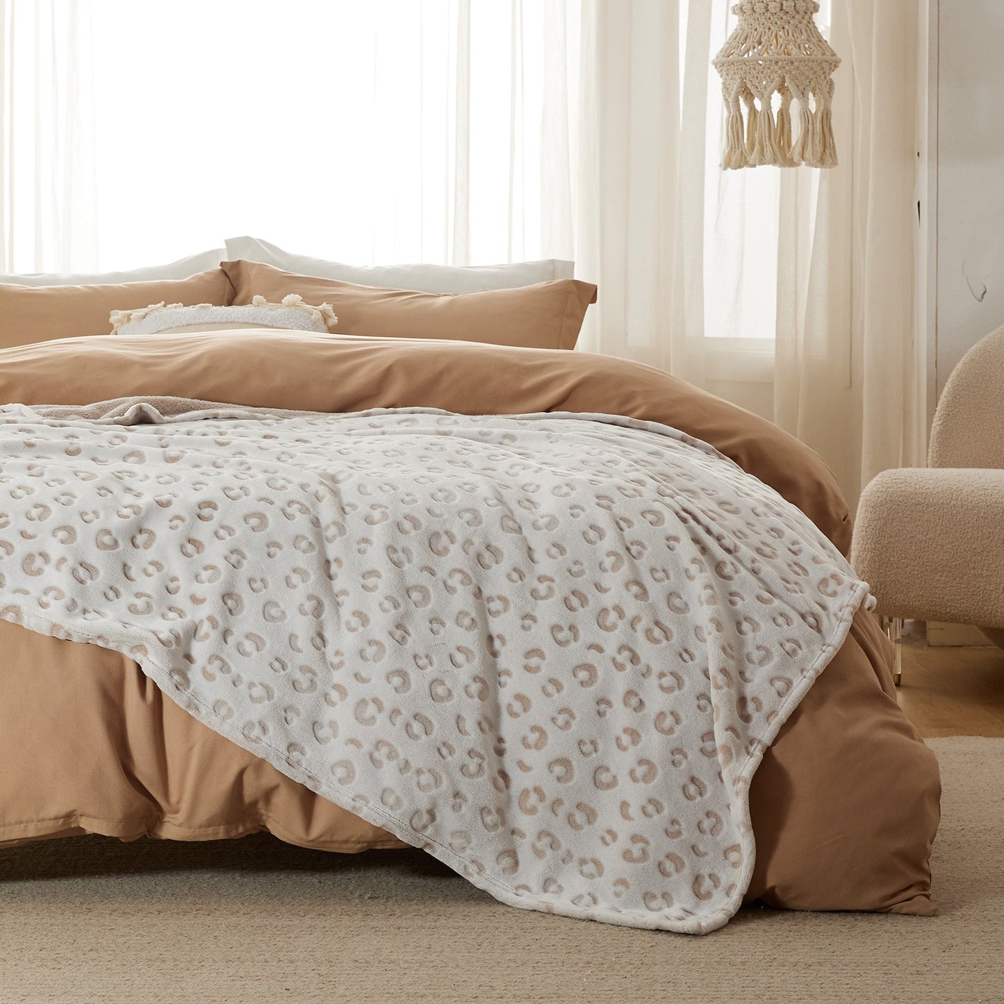Arch Shaggy Sherpa Fleece Blanket