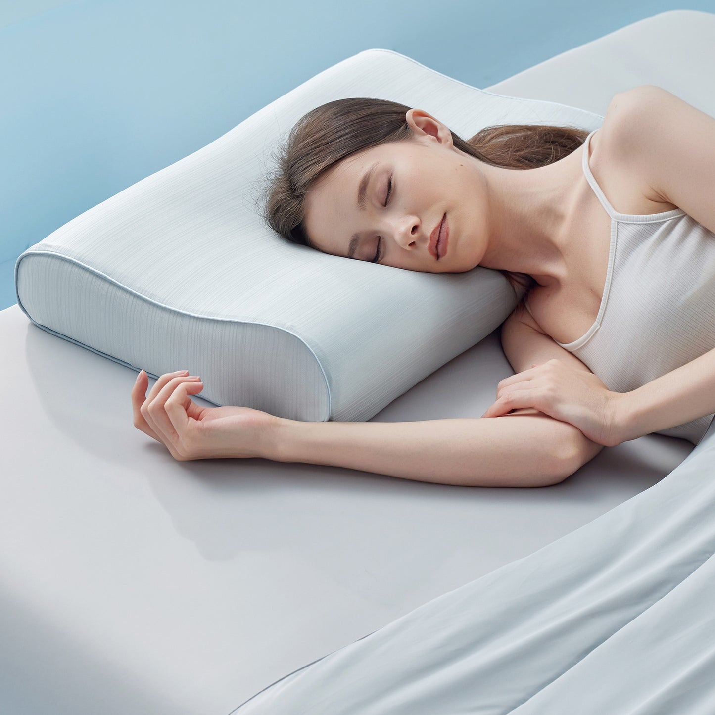 Contoured Cooling Pillow