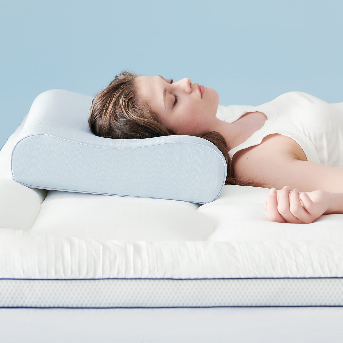 Contoured Cooling Pillow