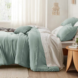 Pinch Pleat Comforter Set