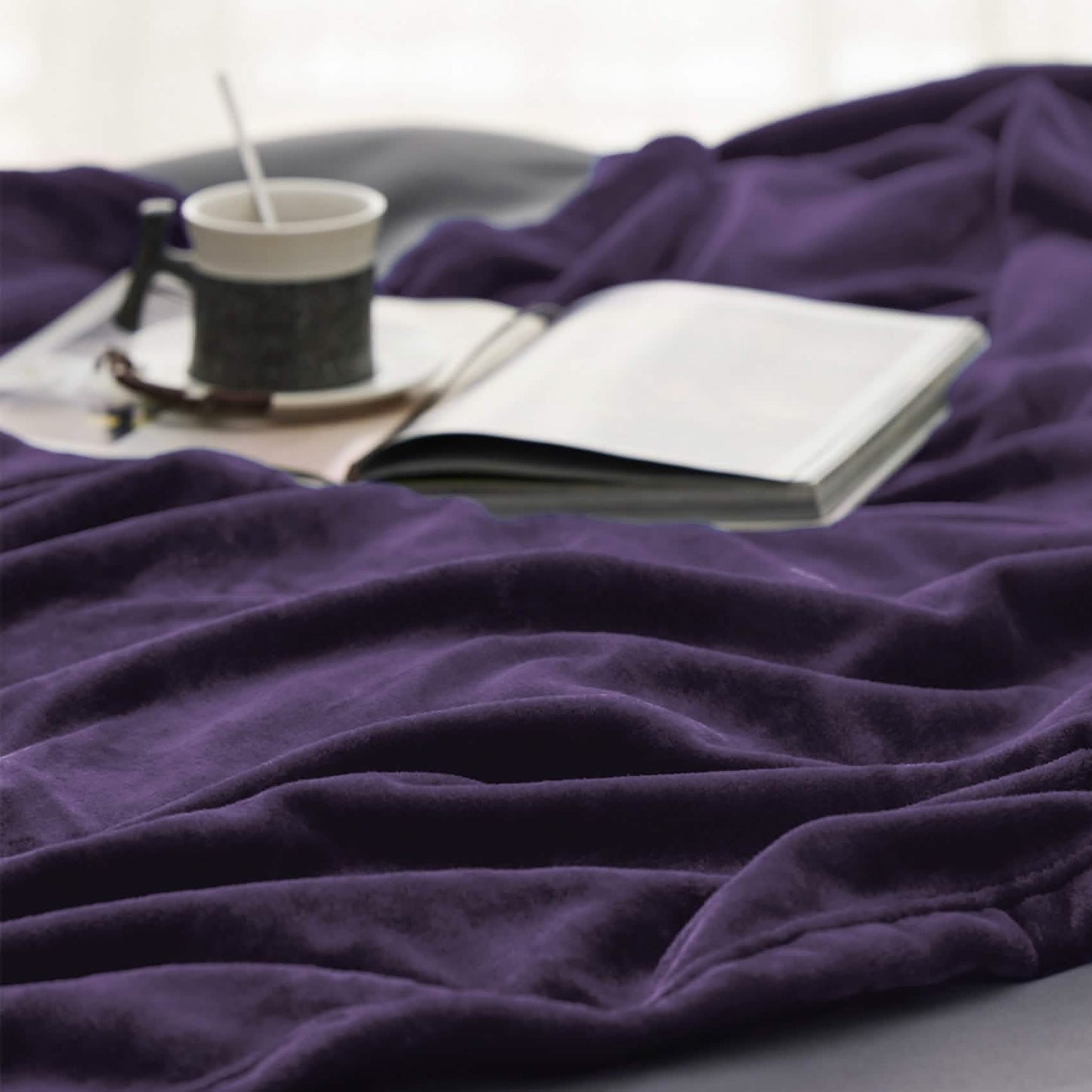 Flannel Fleece Blanket 300gsm-2