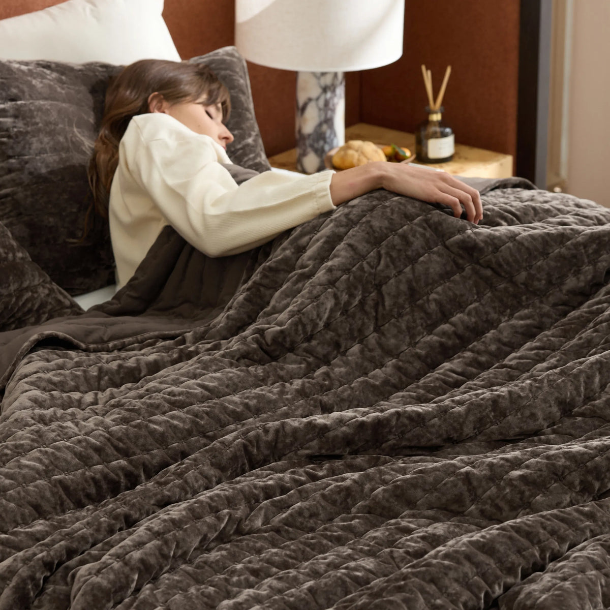 Luxury Velvet Quilt Set