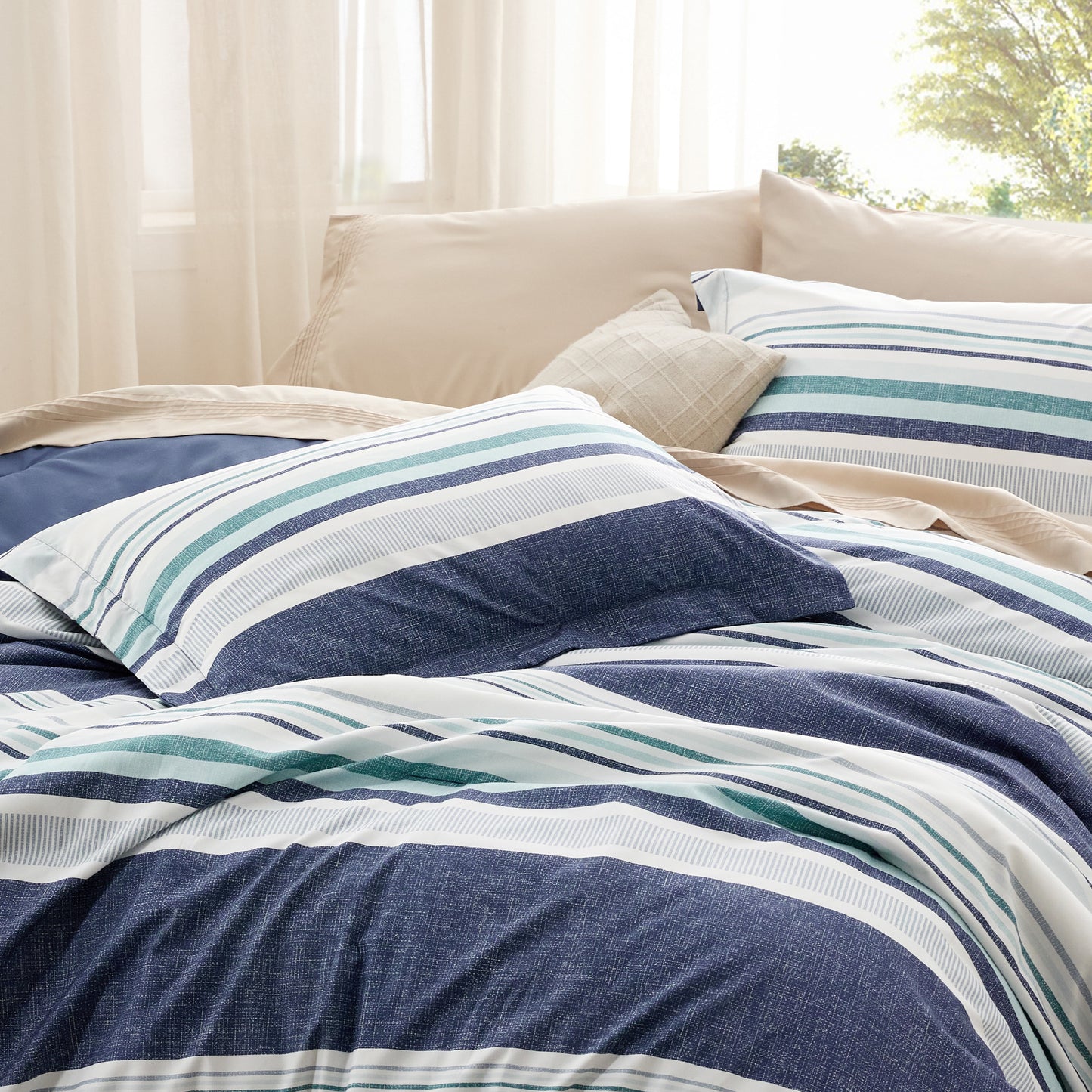 Retro Botanical Comforter Set