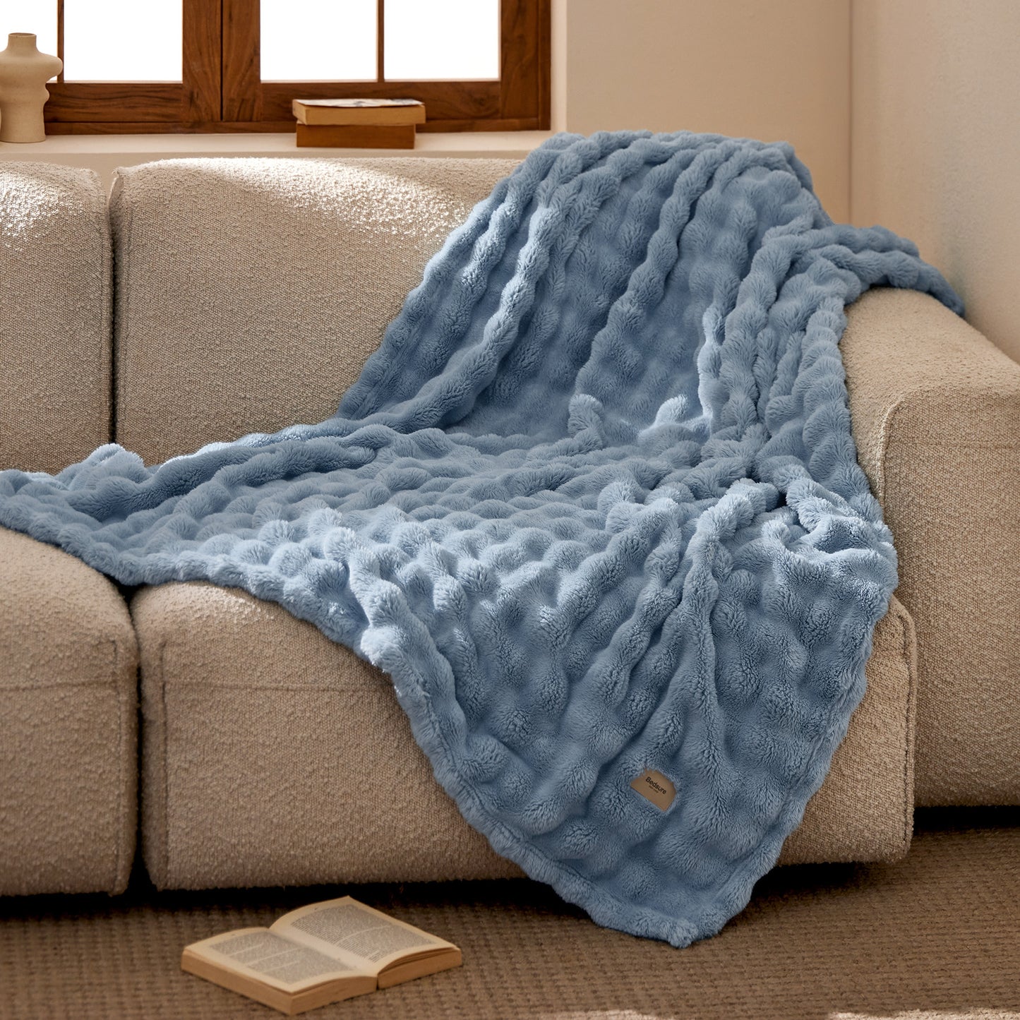 GentleSoft® Cloud Bubble Blanket