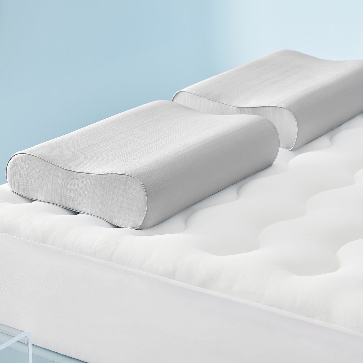 Contoured Cooling Pillow