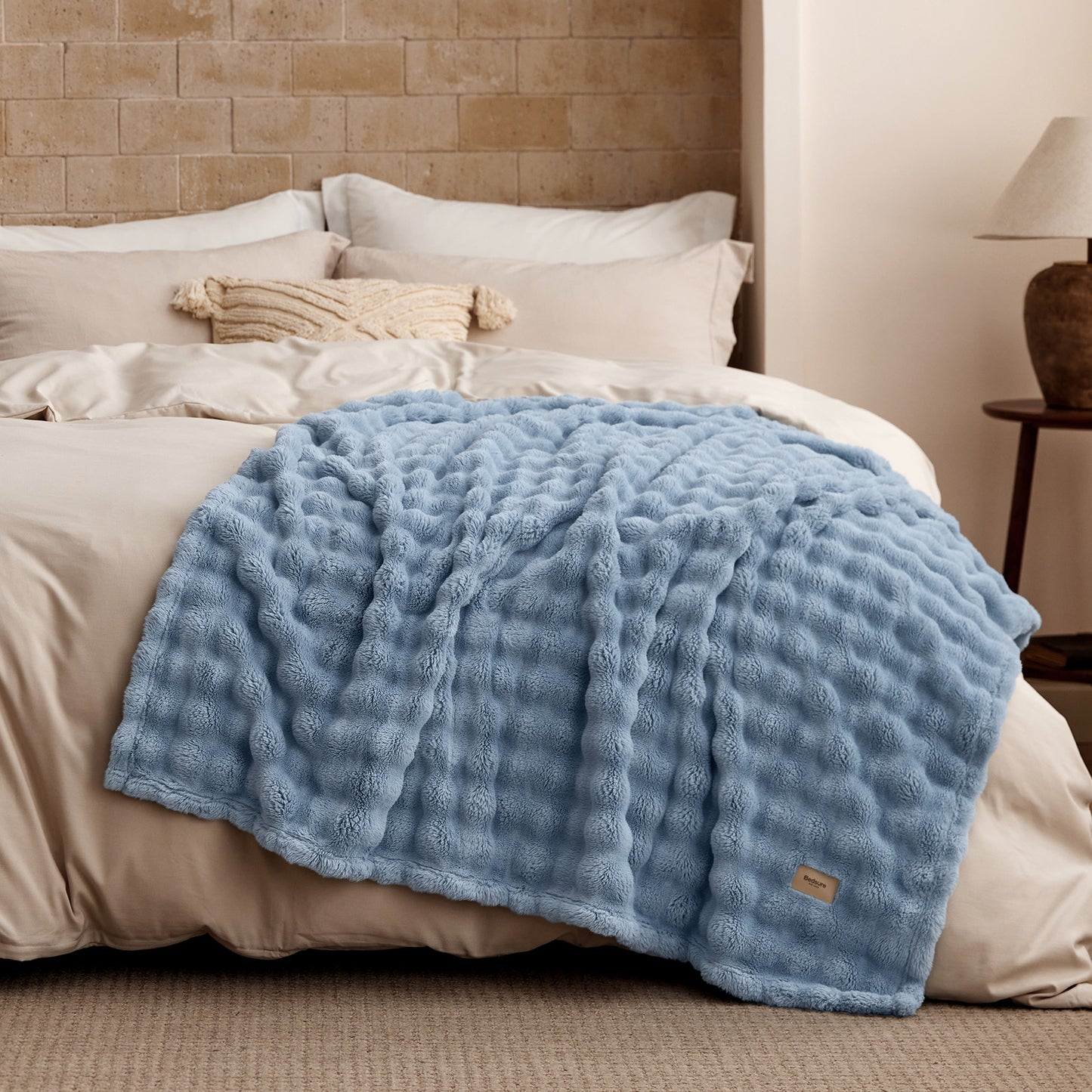 GentleSoft® Cloud Bubble Blanket
