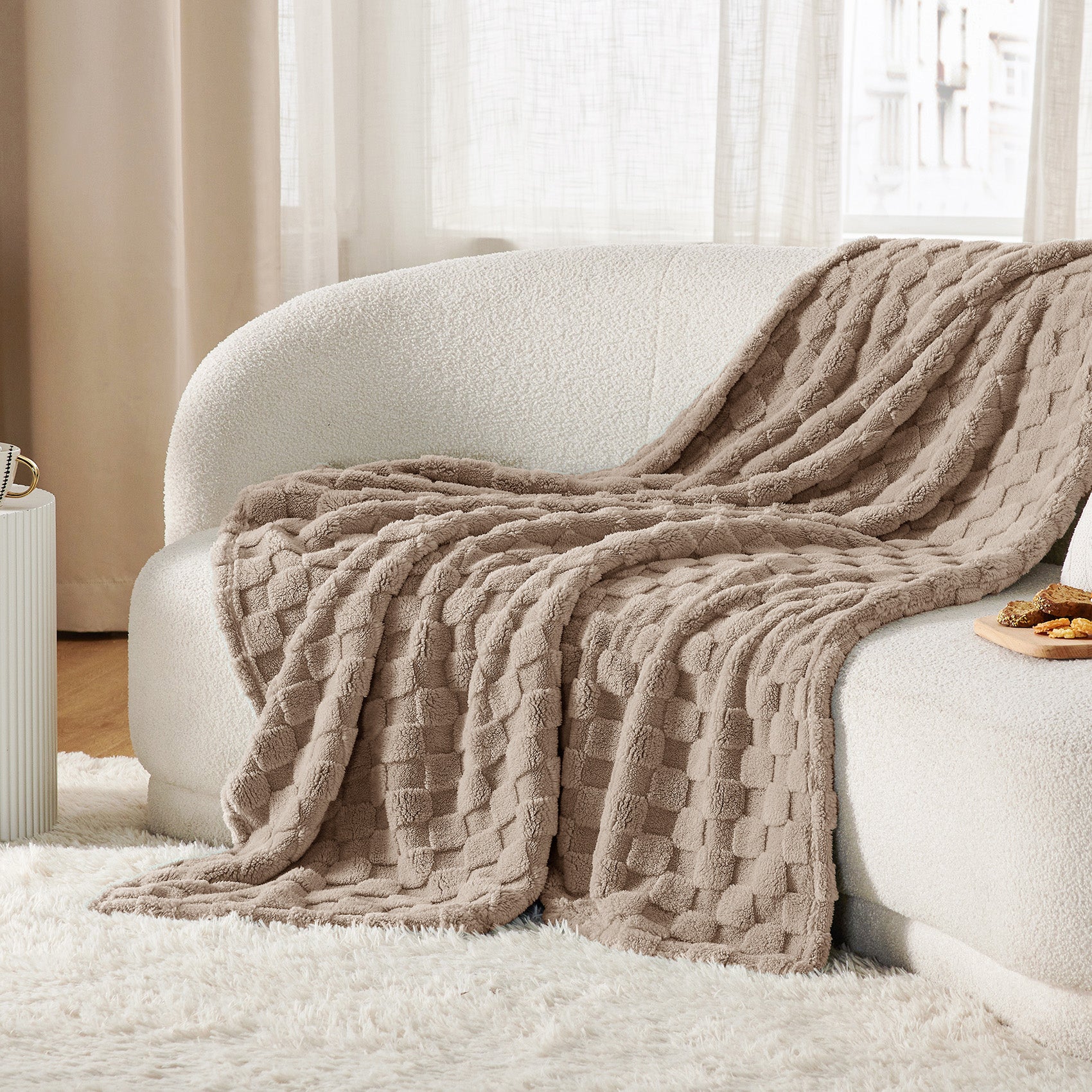 Jacquard Sherpa Blanket | Soft & Cozy Bedding – Bedsure