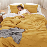 Pinch Pleat Comforter Set