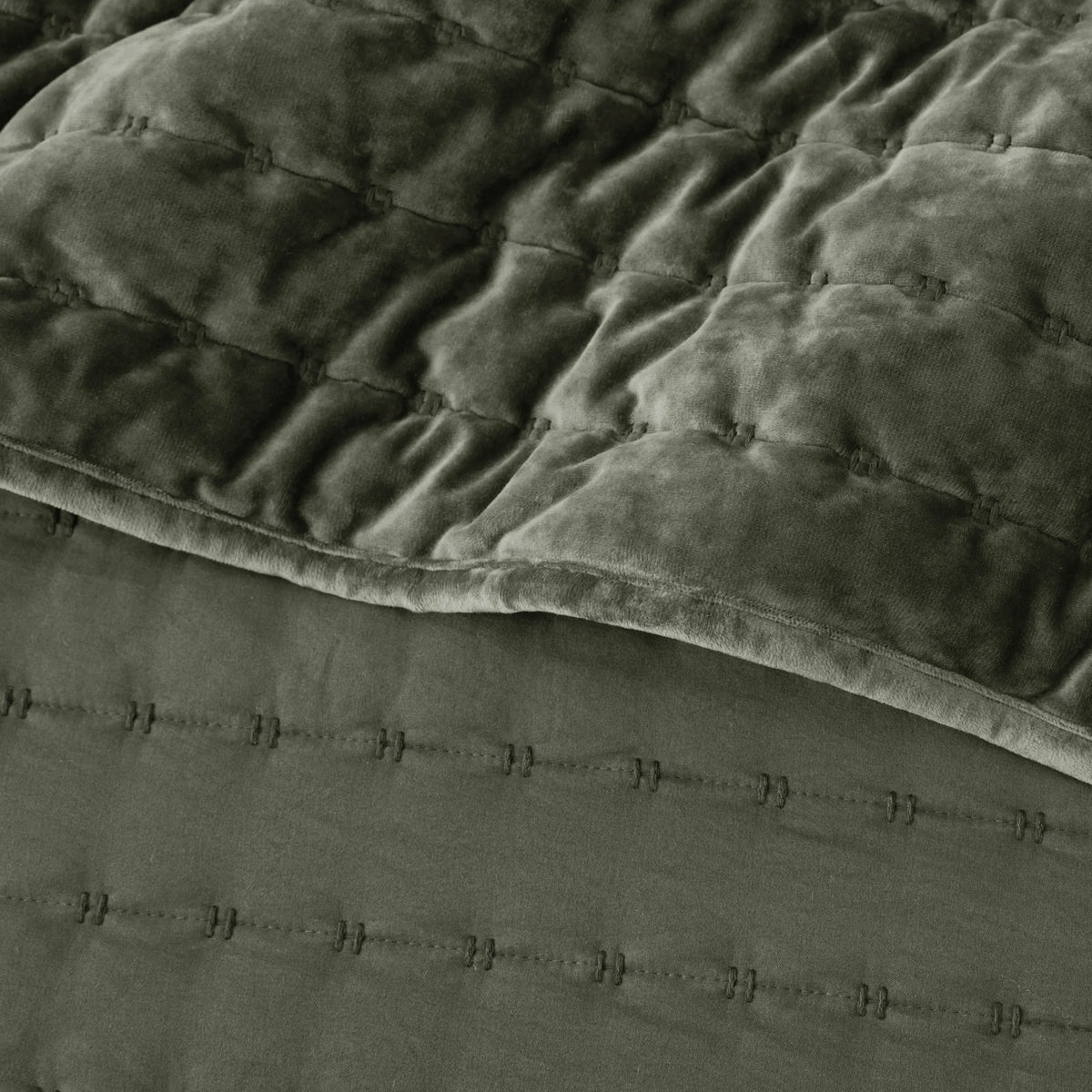 Luxury Velvet Quilt Set