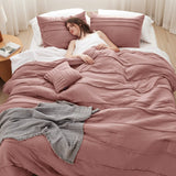 Pinch Pleat Comforter Set