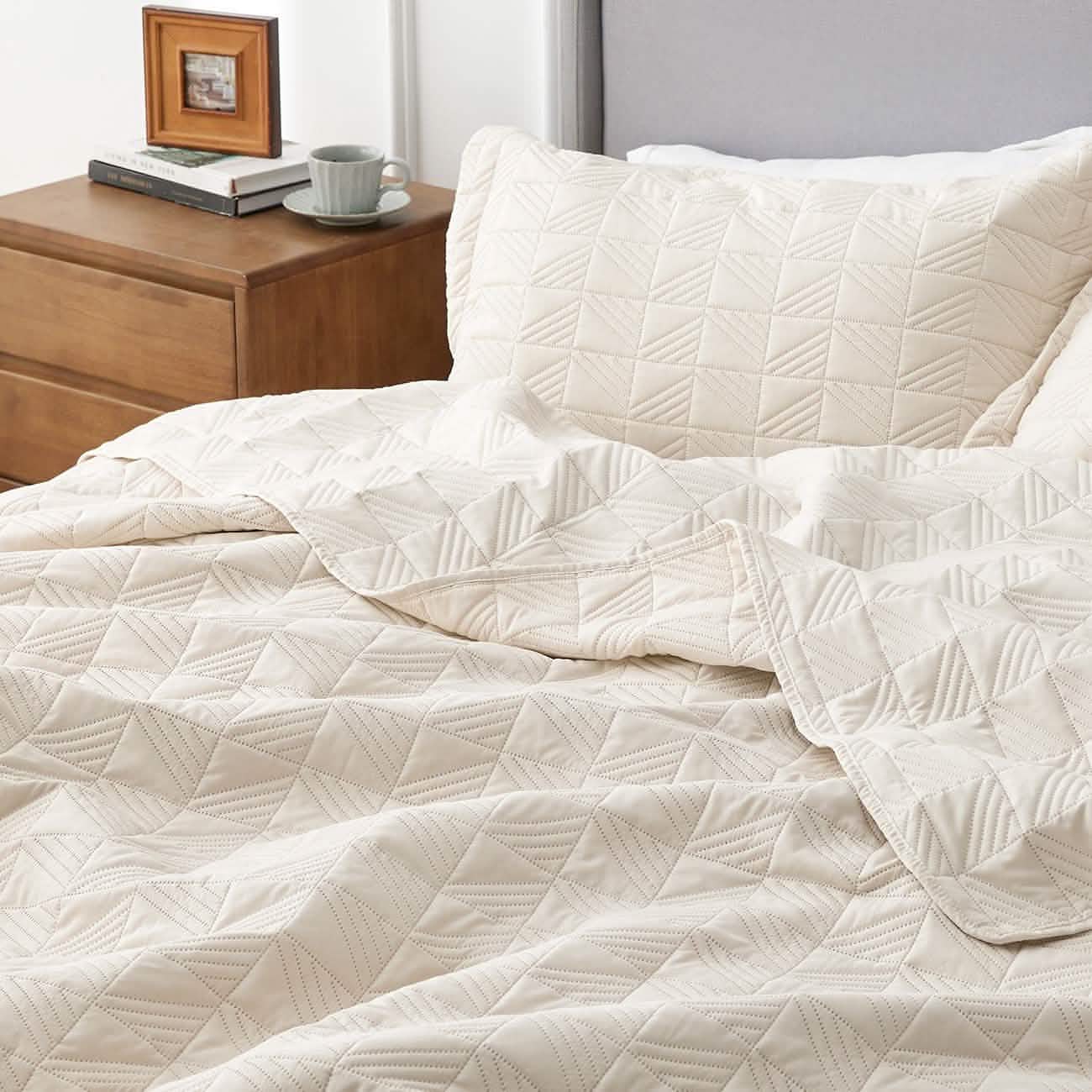 Geometric Soft Ultrasonic Quilt Set