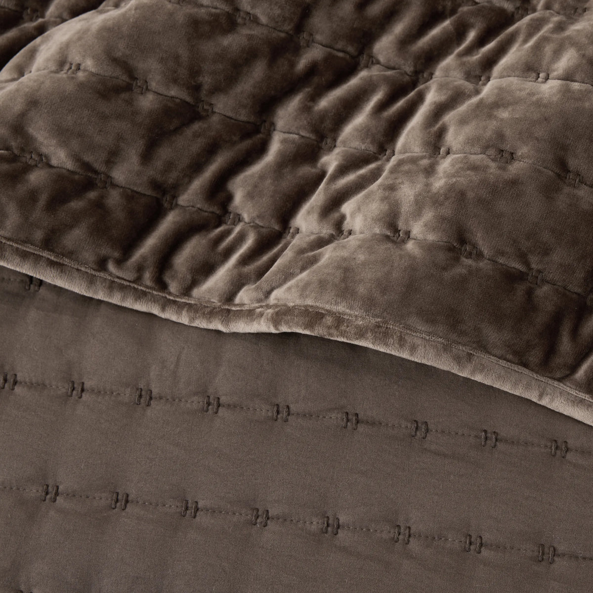 Luxury Velvet Quilt Set