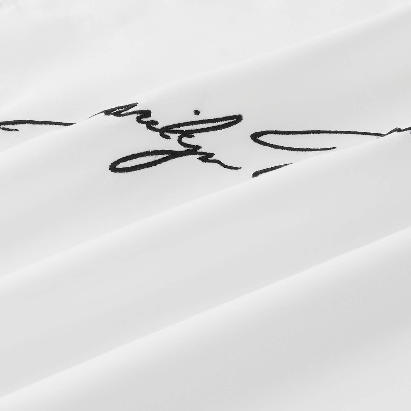 Marilyn Monroe™ Duvet Cover Set White Sketch