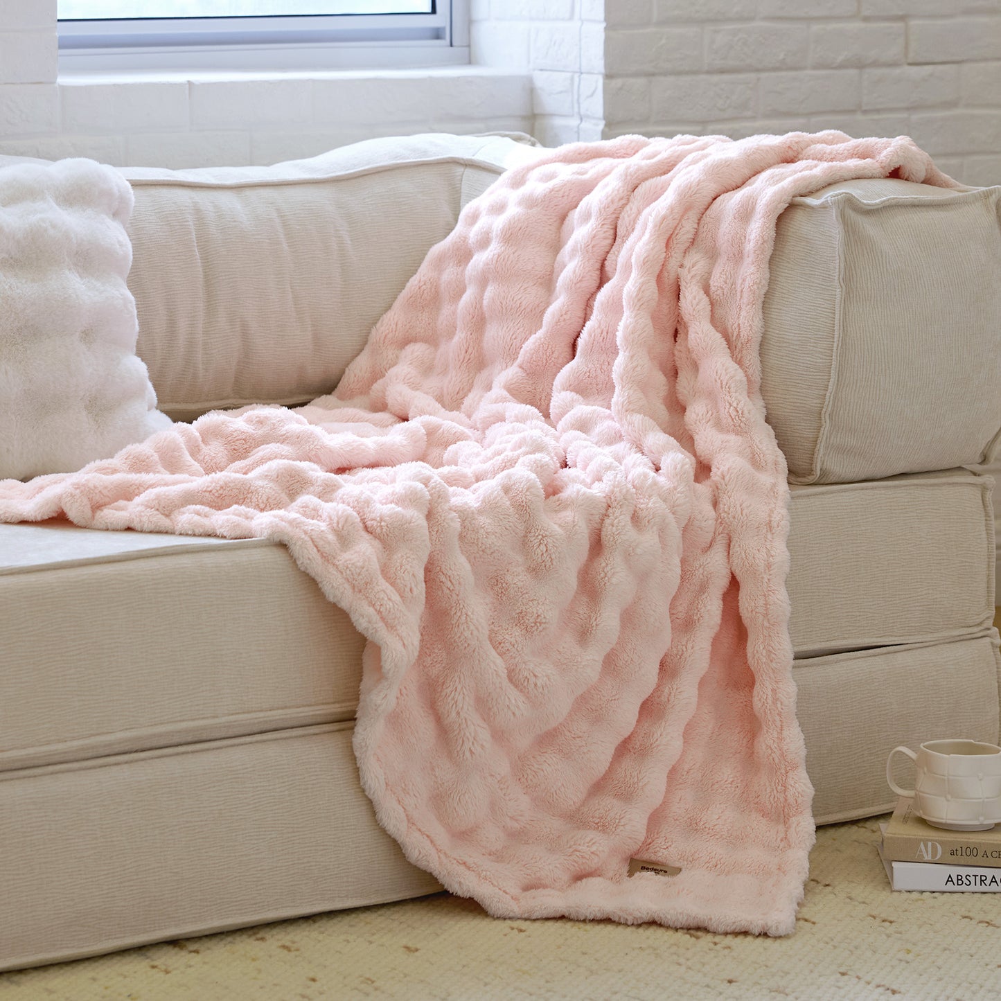 GentleSoft® Cloud Bubble Blanket