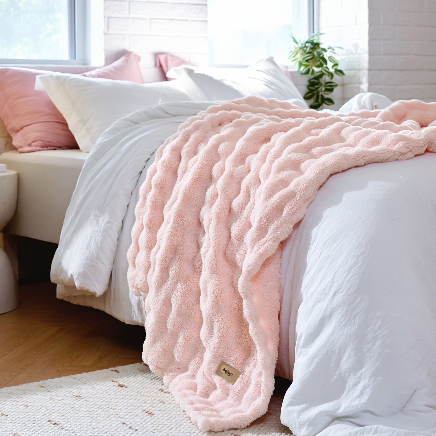 GentleSoft® Cloud Bubble Blanket