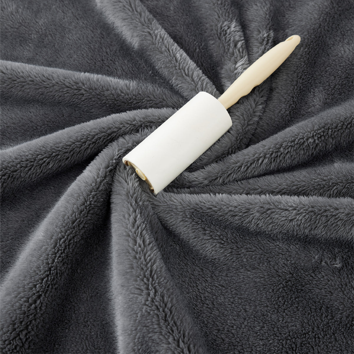 Shed-Resistant & Anti-Static Blanket