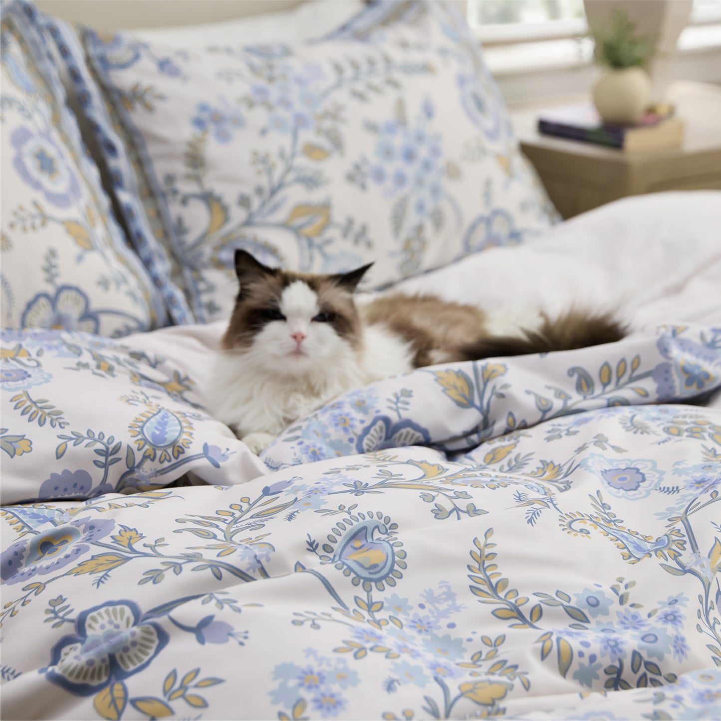 Retro Botanical Comforter Set