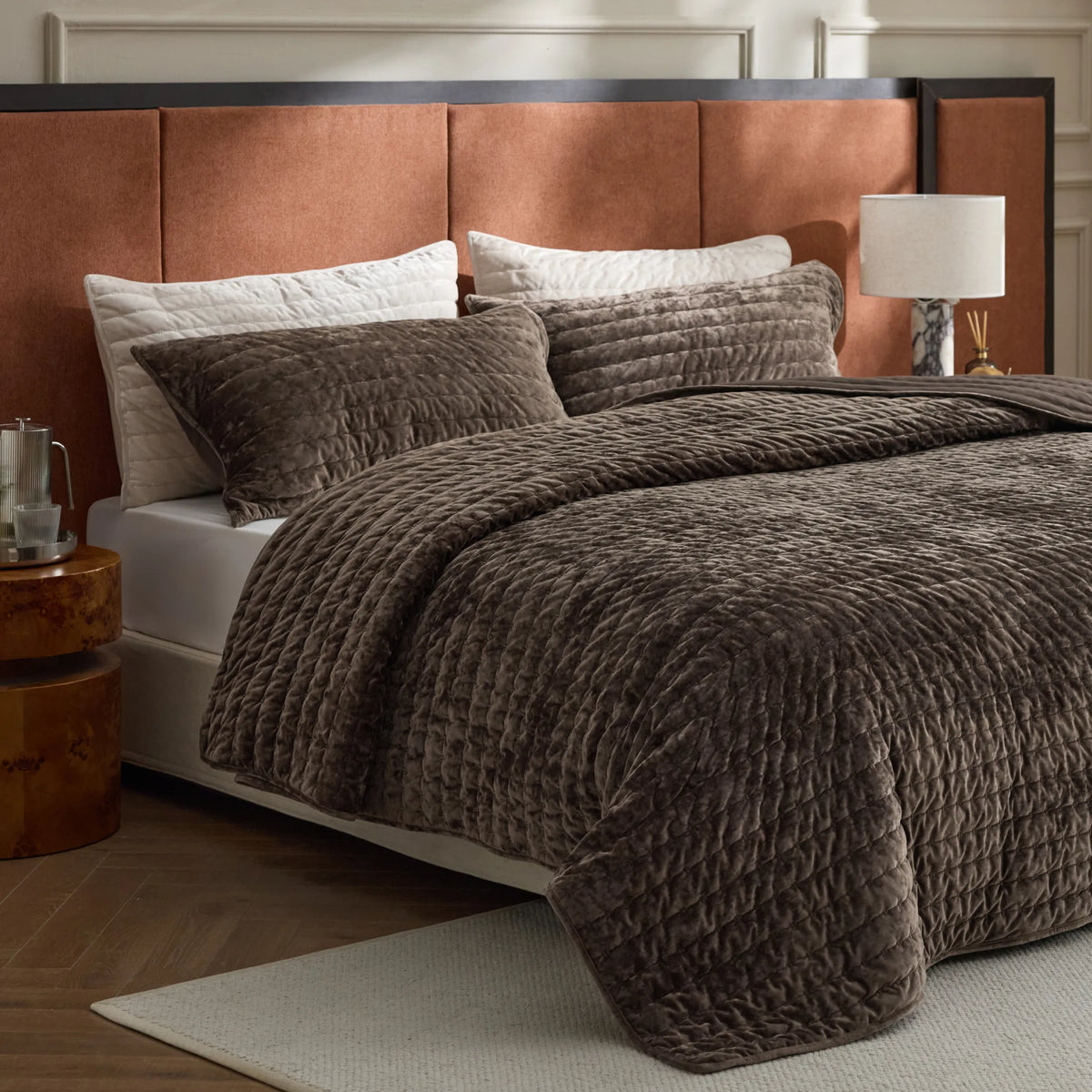 Luxury Velvet Quilt Set