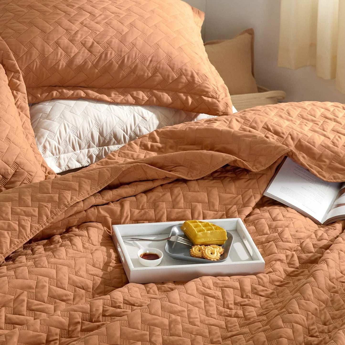Basket-weave Quilt Set