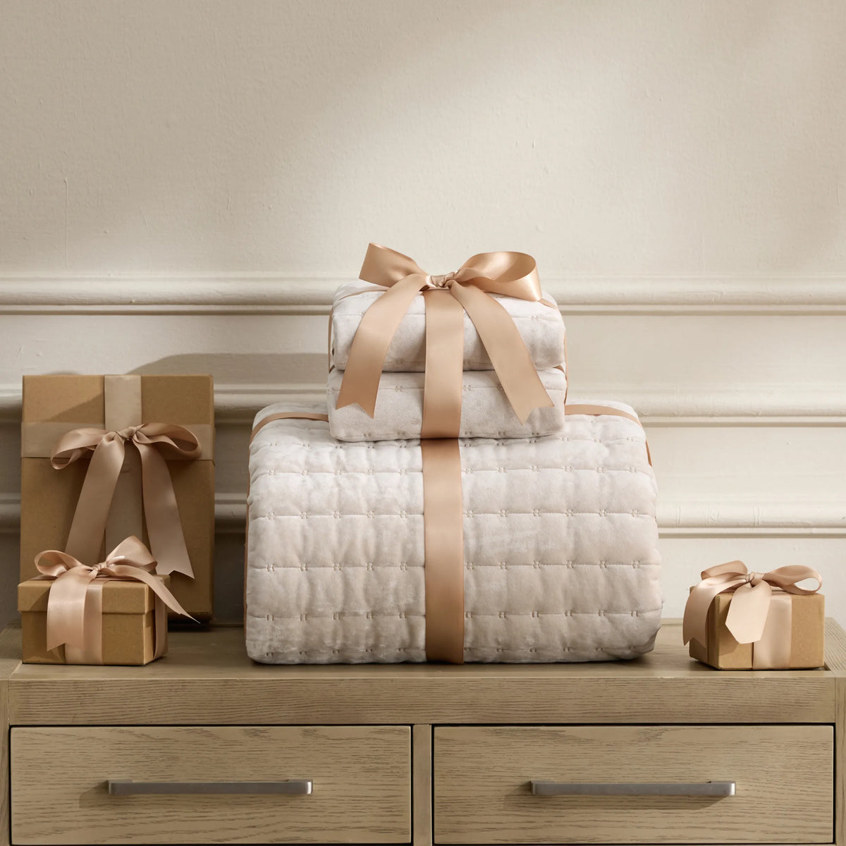 Luxury Velvet Quilt Set