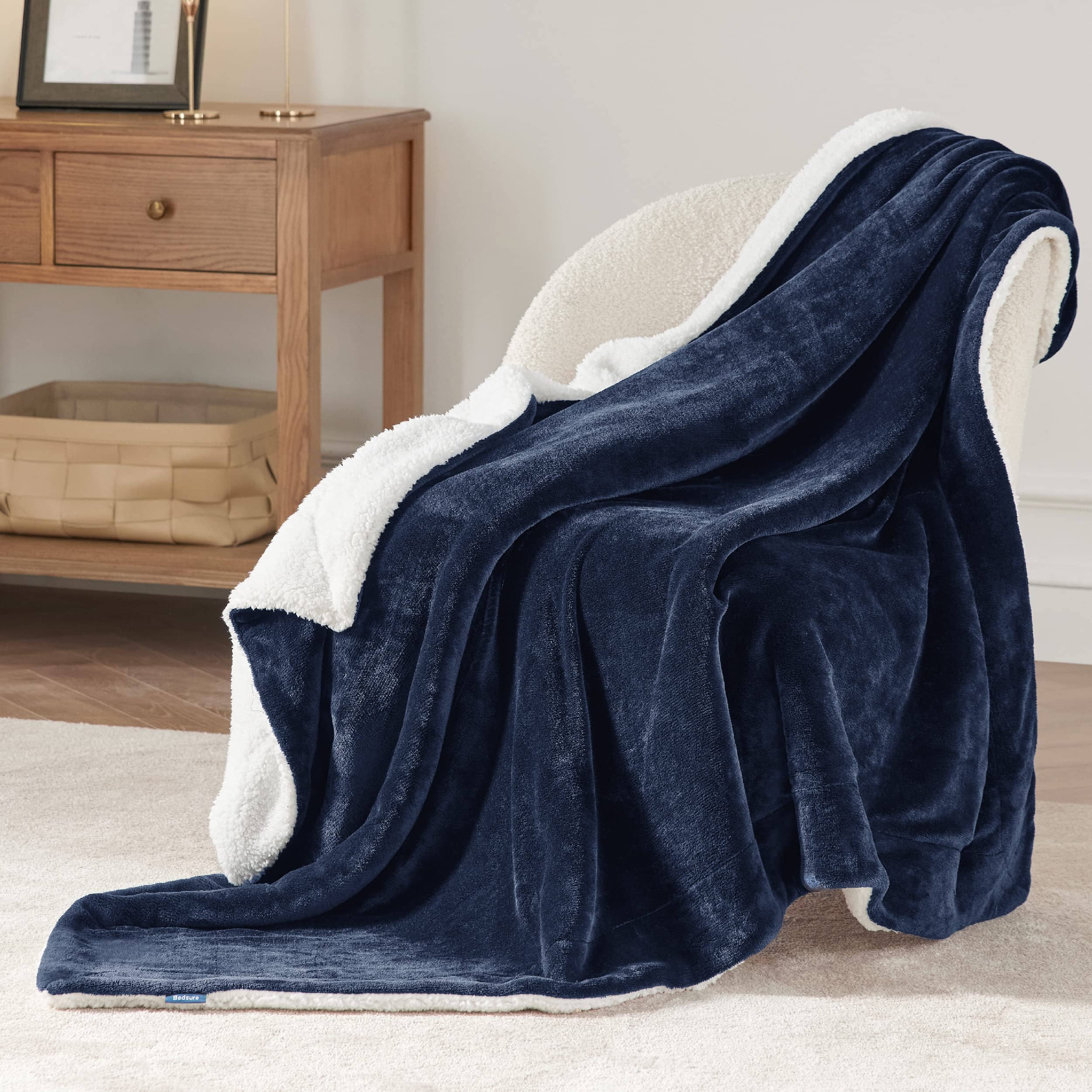 Sherpa and Fleece Reversable Blanket