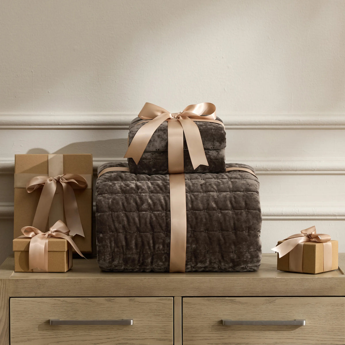 Luxury Velvet Quilt Set