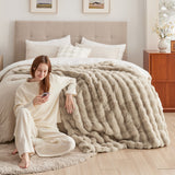 Bubble Faux Fur Blanket