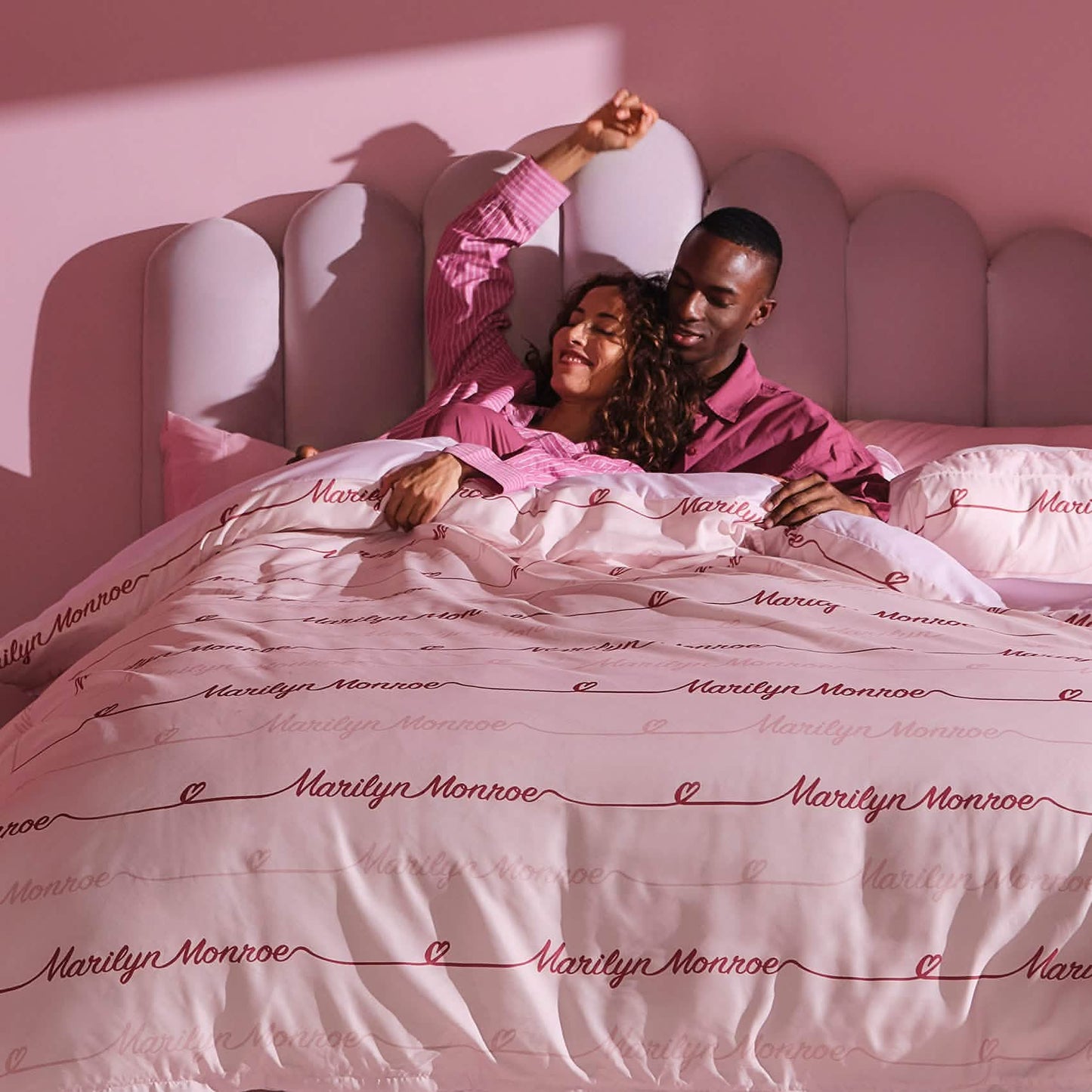 GentleSoft™ Marilyn Monroe™ Duvet Cover Set Pink Autograph