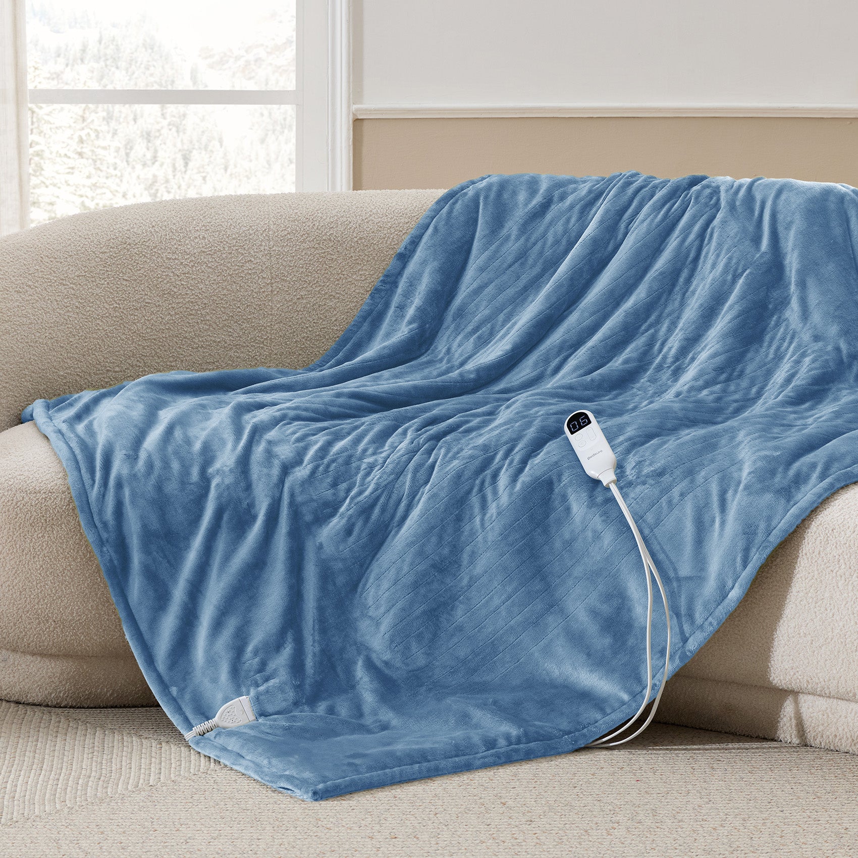 Solid Flannel Heated Blanket - Thumbnail 2