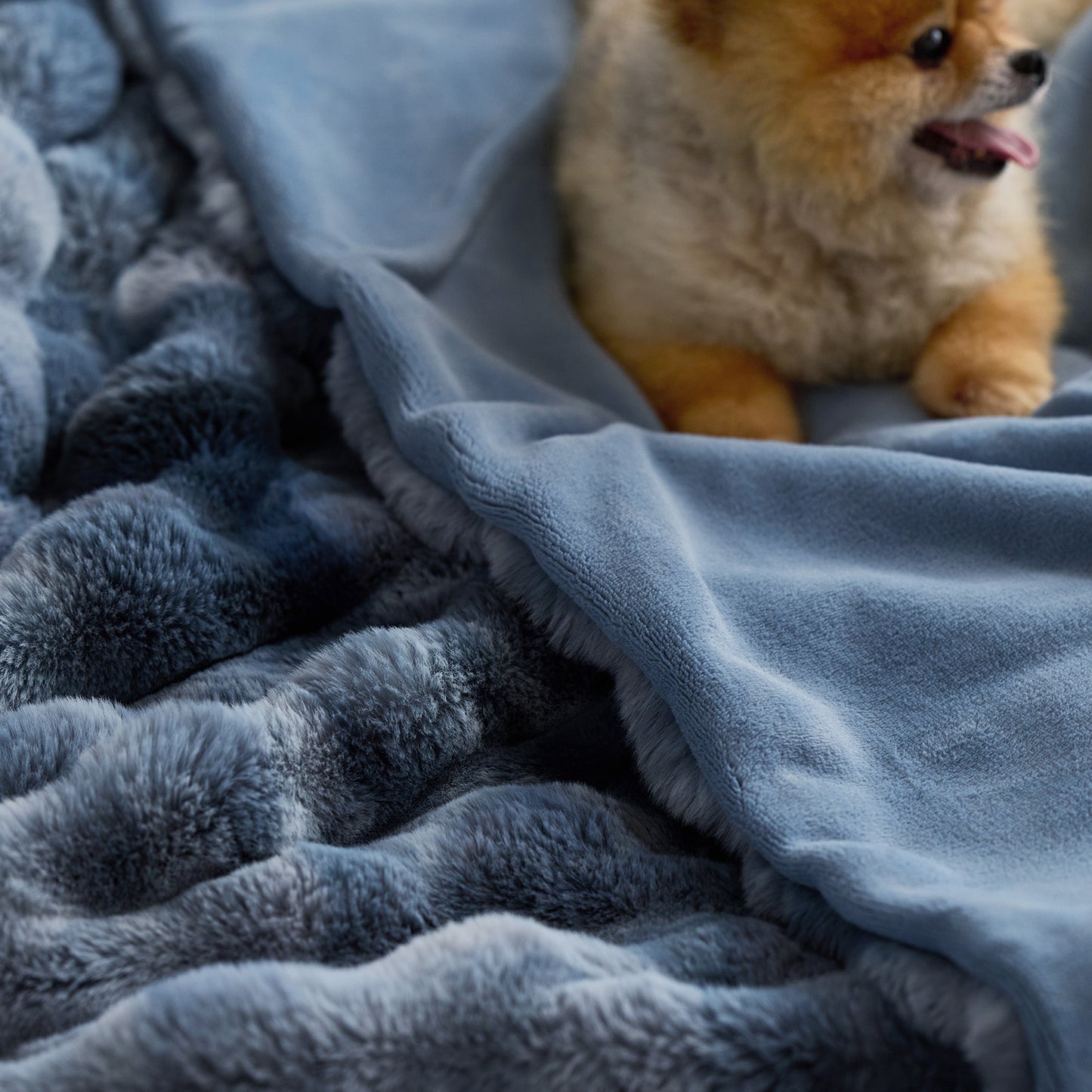 GentleSoft™ Bubble Faux Fur Blanket ( )
