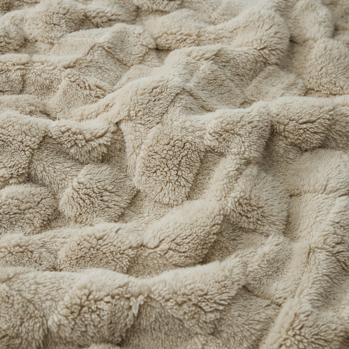 GentleSoft™ Jacquard Shaggy Sherpa Blanket