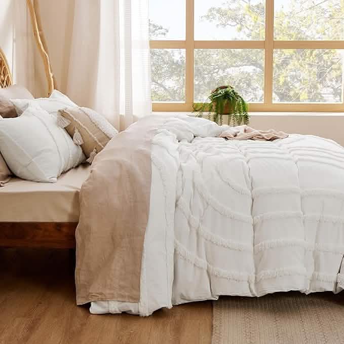 GentleSoft™ 100% Cotton Tufted Duvet Cover Set