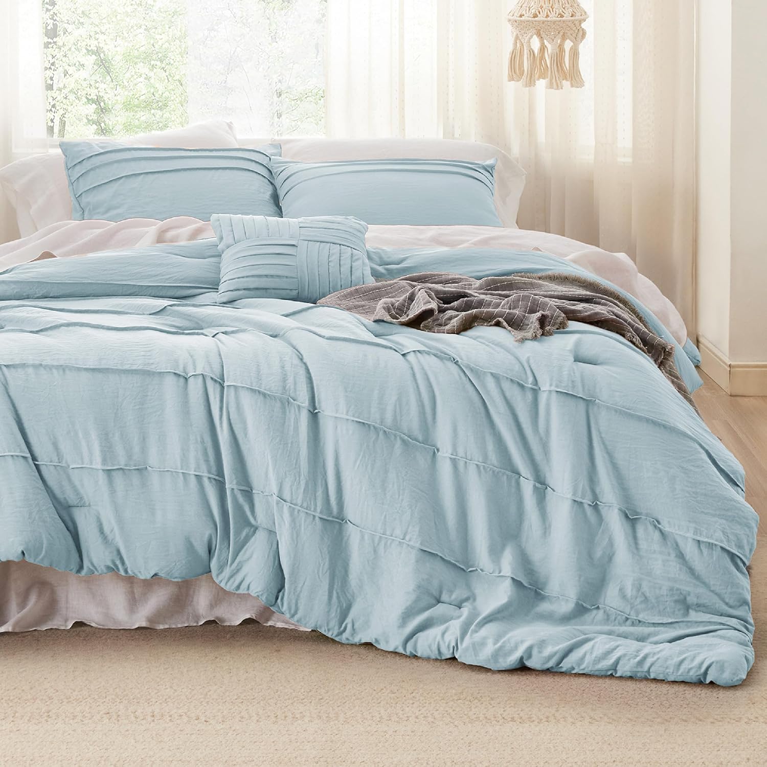 Pinch Pleat Comforter Set-2