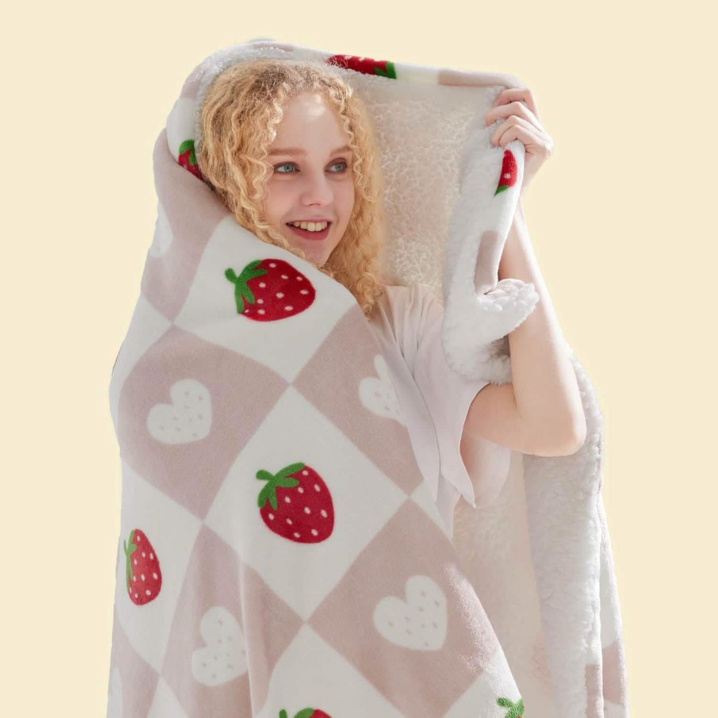 Printed Throw Sherpa Blanket Strawberry Checkboard