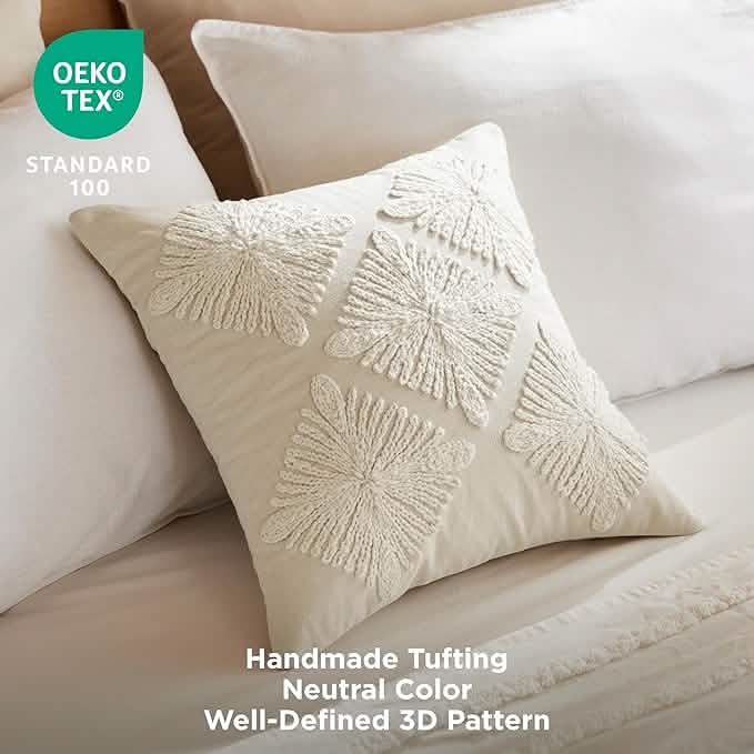 GentleSoft™ Circle Tufted Boho Pillow Cover Leaves