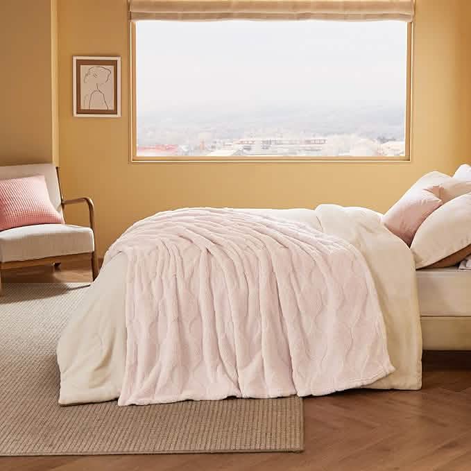 Acquard Decorative Shaggy Fleece Blanket