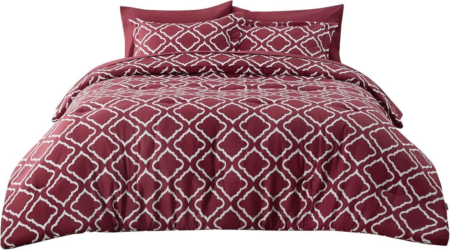 Quatrefoil Bedding Set