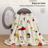 Bedsure Printed Throw Sherpa Blanket mushroom