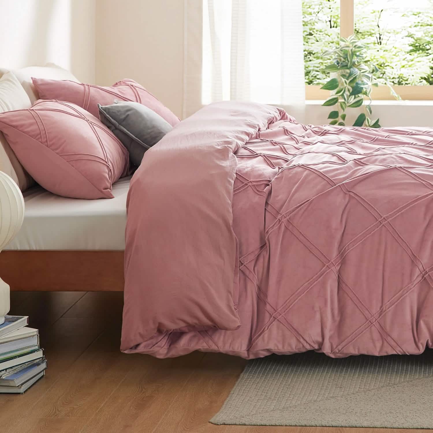 GentleSoft™ Velvet Pinch-Pleated Duvet Cover Set