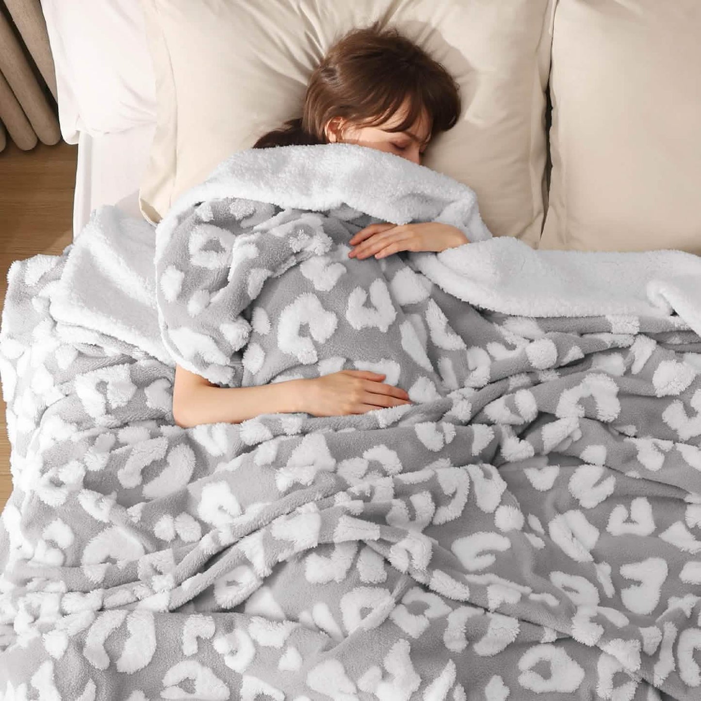 Textured Sherpa Fleece Blanket