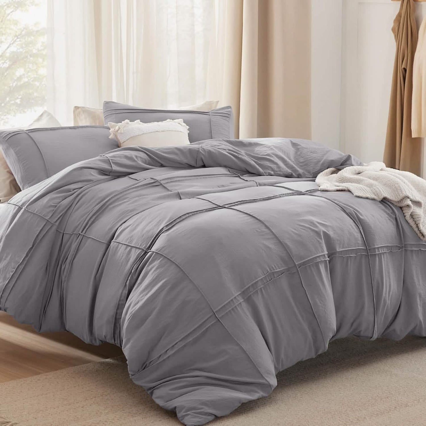 Striped Tufted Embroidery Duvet Cover Set