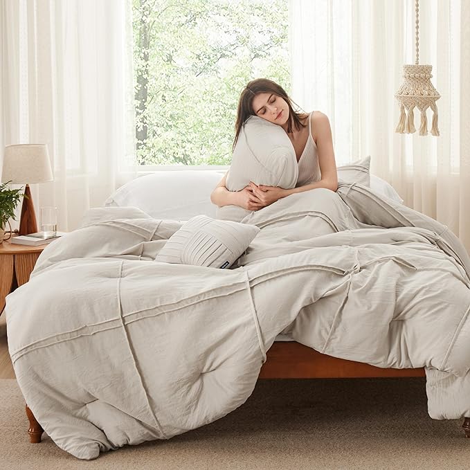 Pinch Pleat Comforter Set-2