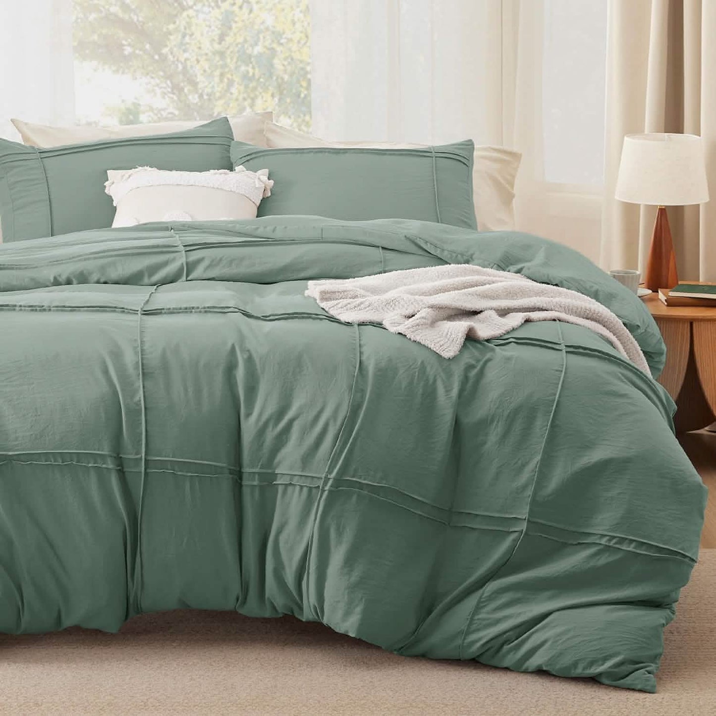 Striped Tufted Embroidery Duvet Cover Set