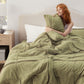 Pinch Pleat Comforter set